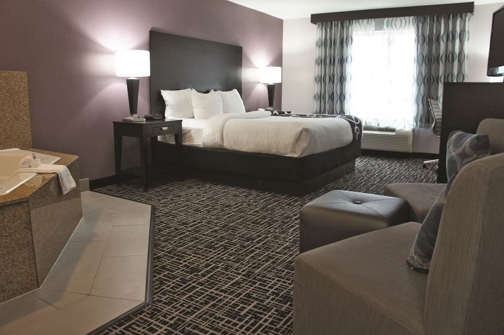 La Quinta By Wyndham Russellville Room photo